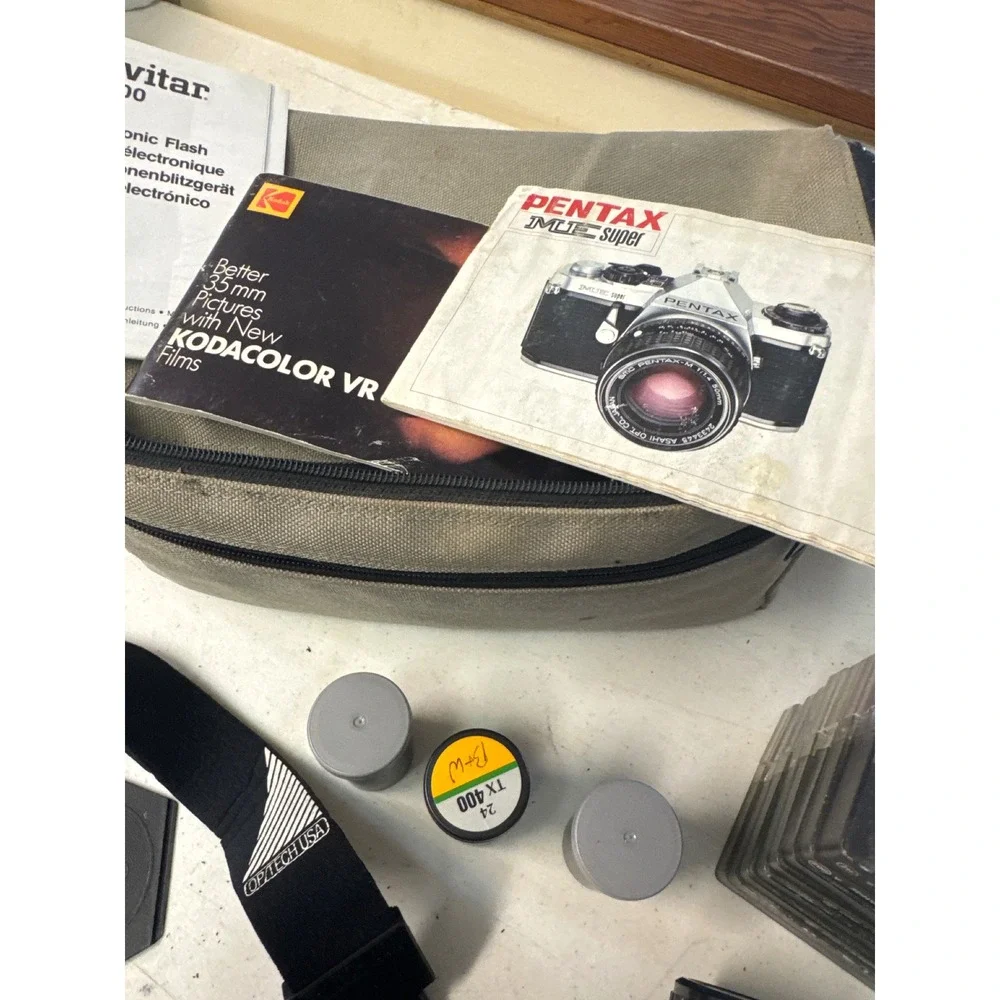 Pentax ME Super 35mm SLR Camera Bundle SMC 50mm Lens Vivitar Flash Filters Bag